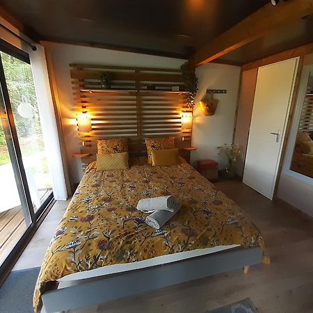 Camping Etang Du Camp Senergues エクステリア 写真