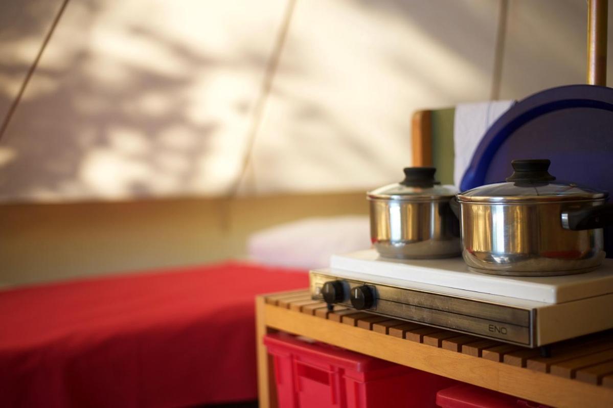 Camping Etang Du Camp Senergues エクステリア 写真