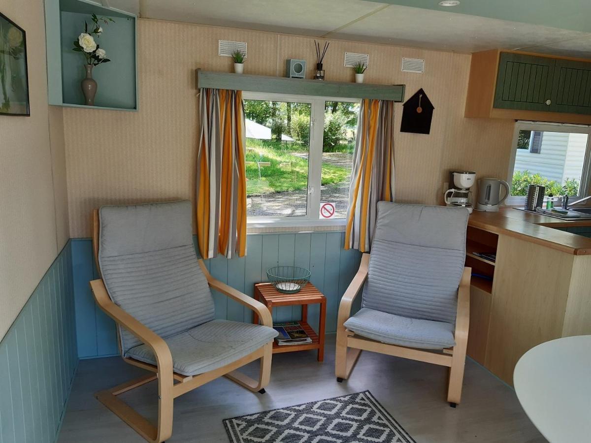 Camping Etang Du Camp Senergues エクステリア 写真