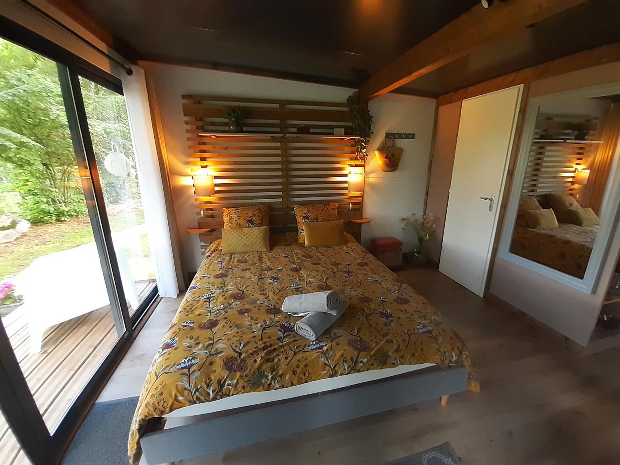 Camping Etang Du Camp Senergues エクステリア 写真